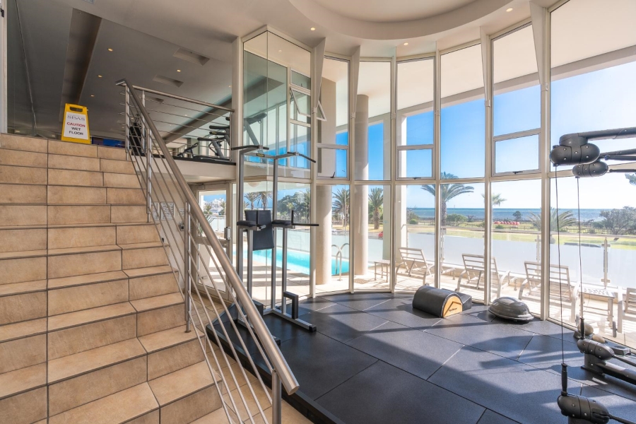 2 Bedroom Property for Sale in Mouille Point Western Cape